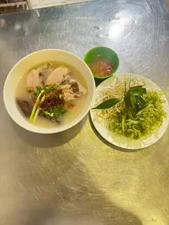 Hình ảnh Bánh canh bột xắt miền tây