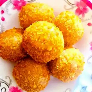 Hình ảnh Khoai môn lệ phố