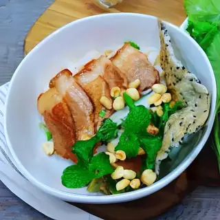 Hình ảnh Cao Lầu Thịt Heo Xá Xíu