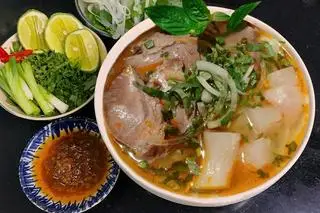 Hình ảnh Bún bò bắp gân