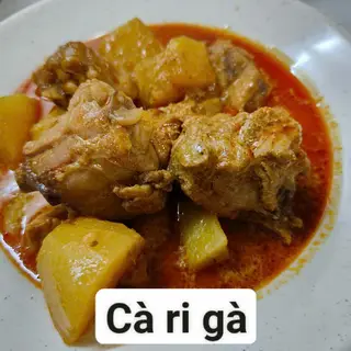Hình ảnh combo cà ri gà +  cơm Nị ( chicken curry + biryani rice)