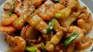 Hình ảnh Cơm Thịt Kho Tép