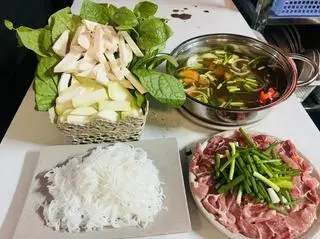 Hình ảnh lẩu cua đồng bắp bò 