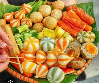 Hình ảnh cá viên chiên mẹt lớn (dành cho từ 4 người ăn)
