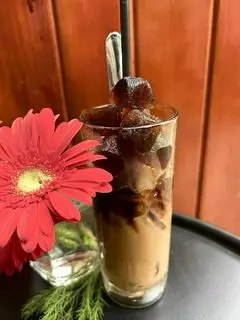 Hình ảnh Café sữa đá ngọt ngào đậm vị hơn nyc của bạn?