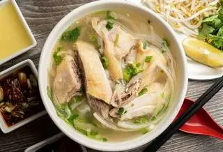 Hình ảnh Phở gà