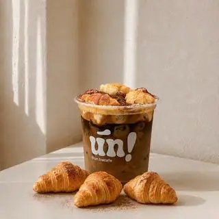 Hình ảnh Cà phê muối croissant