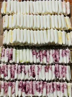 Hình ảnh Sữa chua túi mix vị ( 5 túi )