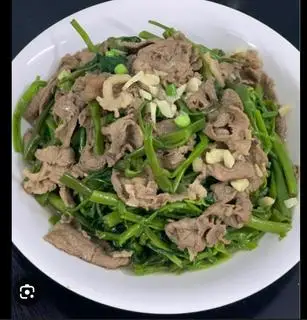 Hình ảnh bò ba rọi mỹ xào 