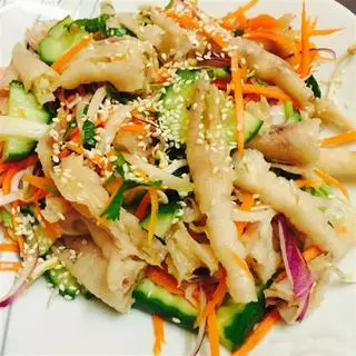 Hình ảnh Nộm chân gà rút xương