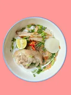 Hình ảnh Bánh canh chả cá + giò heo