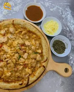 Hình ảnh Pizza gà sốt BBQ