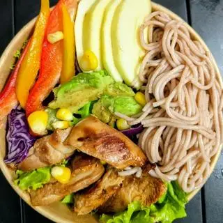 Hình ảnh Bún gạo lứt gà nướng mật ong