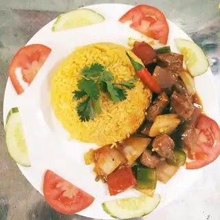 Hình ảnh Cơm chiên bò lúc lắc