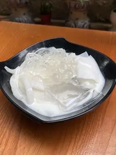 Hình ảnh Chè dừa dầm Hải Phòng