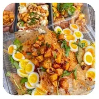 Hình ảnh bánh tráng trộn thịt băm da heo trứng cút