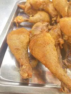 Hình ảnh cơm gà xối mỡ