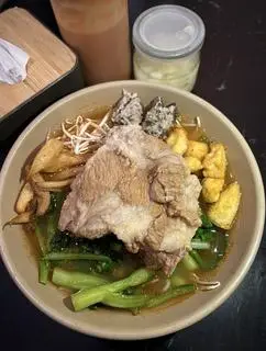 Hình ảnh Mì sườn chua cay