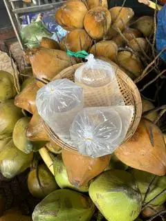 Hình ảnh Dừa Xiêm Tươi Đóng Bịch 1 Lít