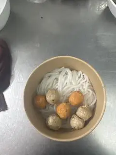 Hình ảnh BÚN  BÒ HUẾ CHẢ CUA MỌC 
