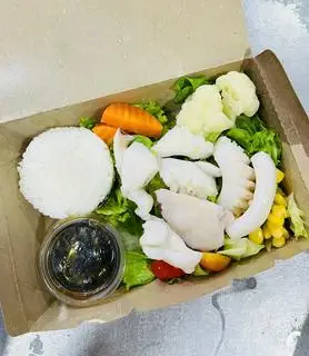 Hình ảnh Cơm trắng + Mực hấp gừng