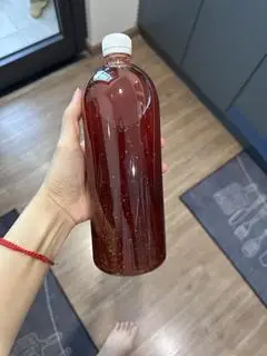 Hình ảnh Trà mía củ dền chai 1L