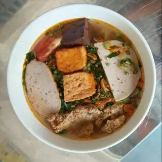Hình ảnh Bún riêu chả cua