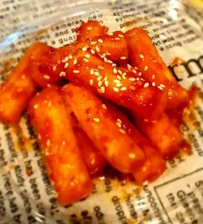 Hình ảnh Tokbokki sốt