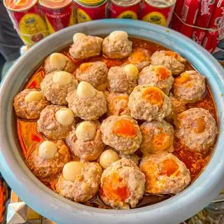 Hình ảnh 1 viên mại cút thêm