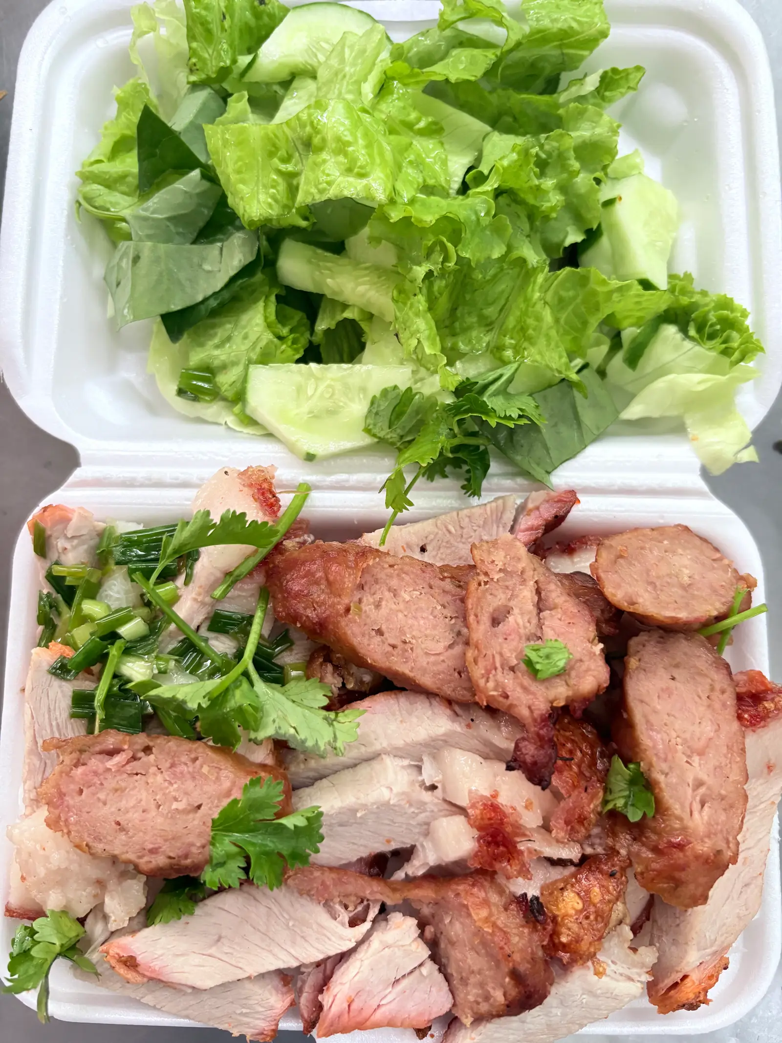 Hình ảnh Bánh hỏi đặc biệt 150g thịt - 1 nem nướng