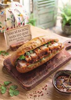 Hình ảnh Bánh mì heo quay