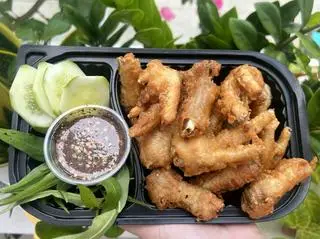 Hình ảnh Chân gà chiên giòn (x)
