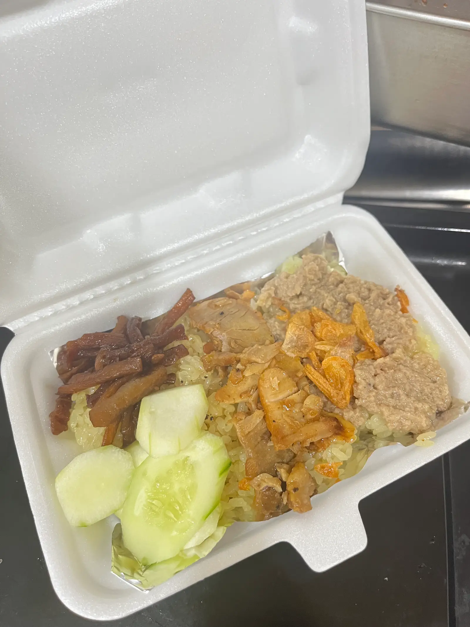Hình ảnh Xôi xá xíu - pate