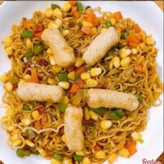 Hình ảnh Mì trộn mực xoắn 