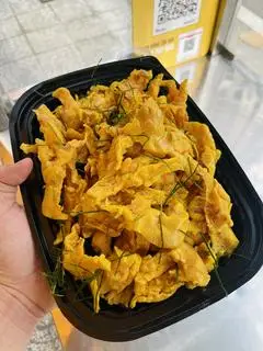 Hình ảnh Chân gà ủ muối rút xương - 0.5kg