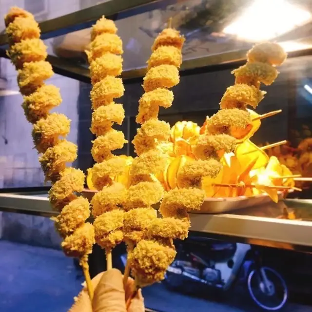 Hình ảnh Xúc Xích Lốc Xoáy