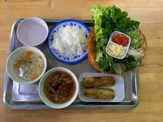Hình ảnh Bún chả+ nem