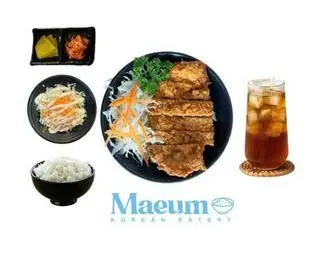 Hình ảnh Combo Cơm heo chiên xù + Trà đá + Salad bắp cải bào