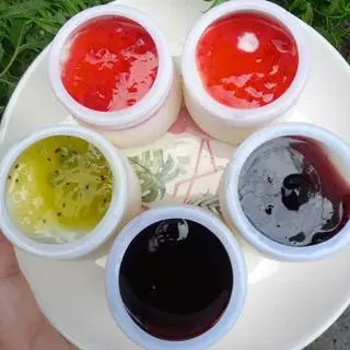 Hình ảnh com bo 5 hũ sữa chua trái cây 