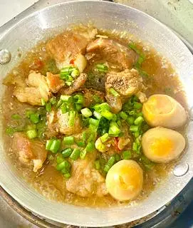 Hình ảnh CƠM THỊT KHO TRỨNG CÚC
