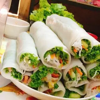 Hình ảnh Phở Cuốn thập cẩm + Nhân Nem Nướng Nha Trang( 6 cái dài) 