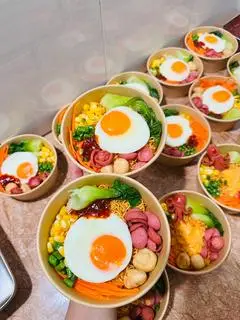 Hình ảnh Mì Trộn Thập Cẩm