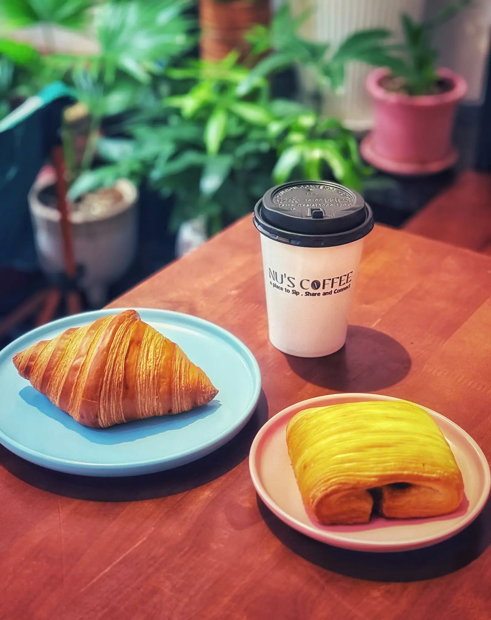 Hình ảnh Croissant Classic & White Coffee