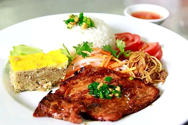 Hình ảnh Cơm tấm Sườn - Bì - Chả