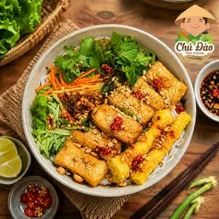 Hình ảnh Bún Xì dầu Đậu, ram chiên (có thể ăn chay)