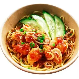 Hình ảnh Mì trộn gà viên 