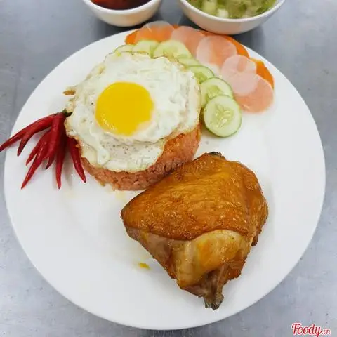 Hình ảnh Cơm Gà Xối Mỡ & Bún Thịt Nướng  Hưng Thịnh