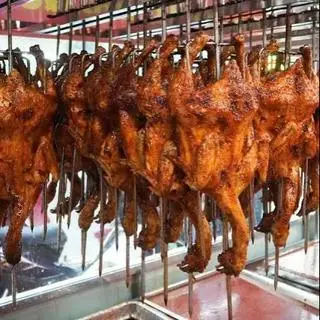 Hình ảnh combo 1/2 Gà Quay + 5 bánh bao chiên 