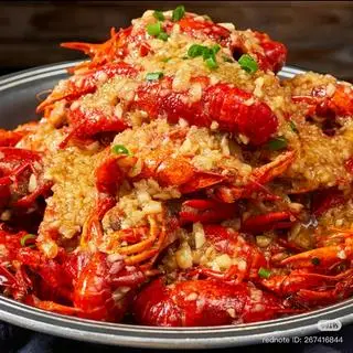Hình ảnh Tôm hùm đất sốt tỏi