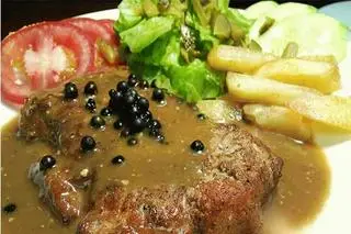 Hình ảnh Salad bò sốt tiêu đen